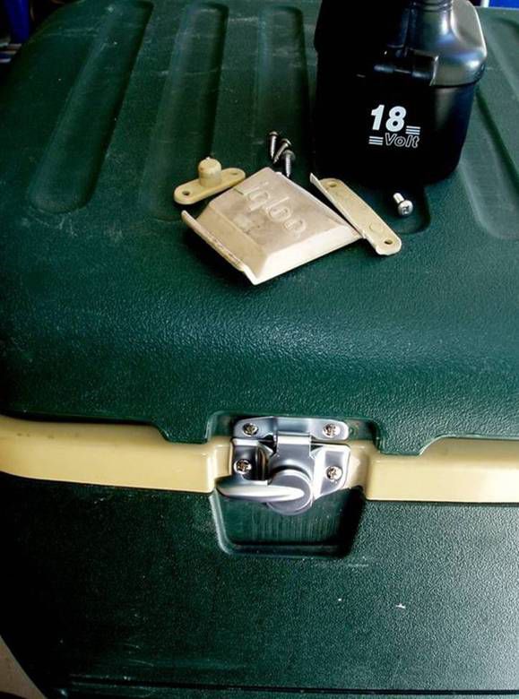 igloo cooler hinges and latches