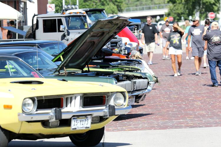 Platte River Cruise Night features muscle cars, motorcycles