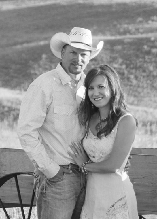 Columns For Sale >> Shelly Taylor and Dan Kelly - North Platte Nebraska's Newspaper: Engagements Columns For Sale >> Shelly Taylor and Dan Kelly - North Platte Nebraska's Newspaper: Engagements