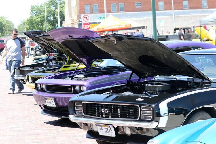 Platte River Cruise Night features muscle cars, motorcycles