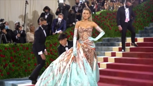 Blake Lively's Met Gala Dress Was Inspired by New York City's Architecture