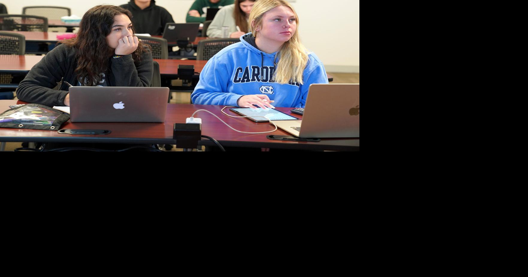 How students can take advantage of college courses before high school graduation