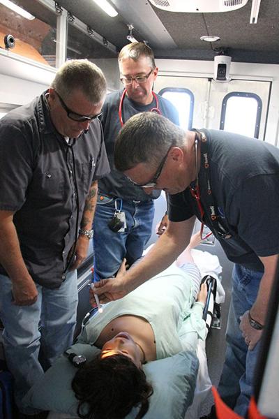 High Tech Training Unmc Teaches First Responders Local
