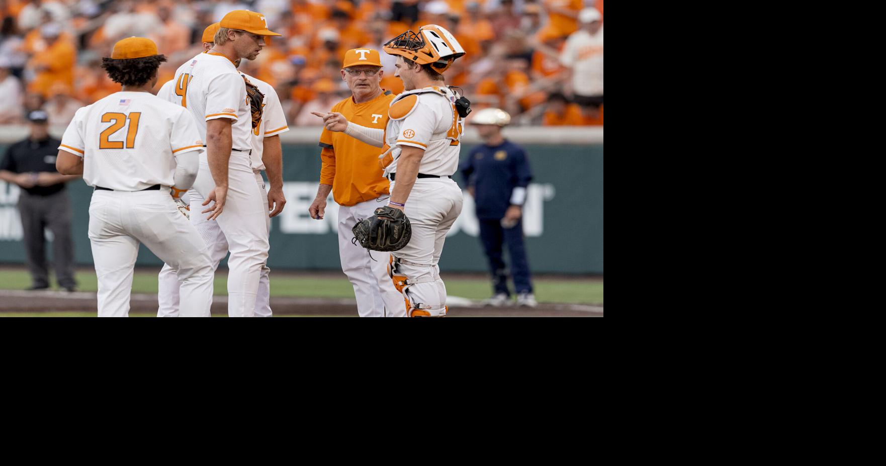 Pair of Vols Set to Play in 2022 Field of Dreams Game - University of  Tennessee Athletics
