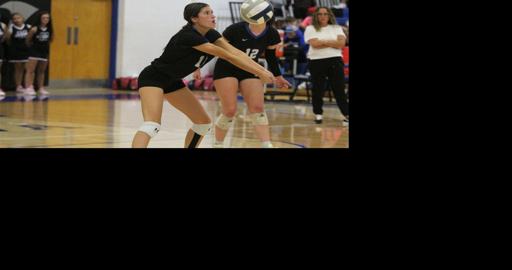 Hershey volleyball sweeps Sutherland at home