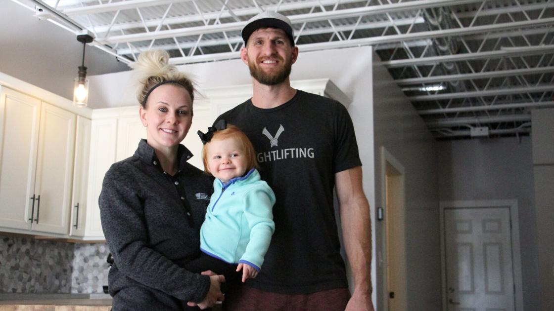Jetzt ansehen: Ehepaar North Platte renoviert ehemaliges Restaurant in Wohnraum | Fokus Jetzt ansehen: Ehepaar North Platte renoviert ehemaliges Restaurant in Wohnraum | Fokus