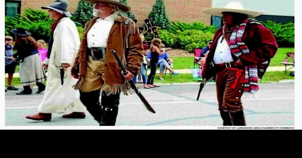 The West moves east as Grand Prairie police sport cowboy hats