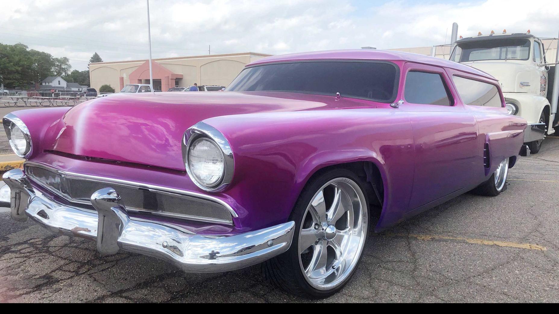 Classic Cars Including King Of Kustoms Insane 54 Take The Streets Of North Platte Motor Vehicle Nptelegraph Com
