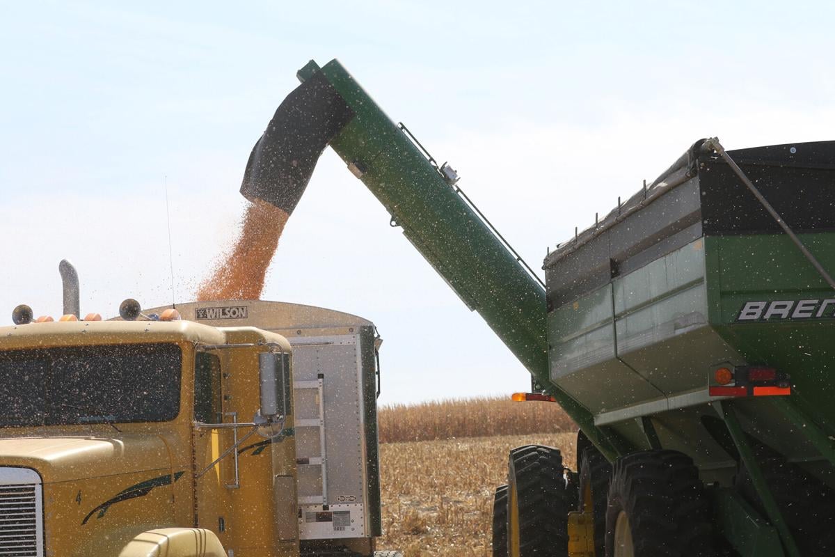 Farmers donate crops to aid North Platte High School FFA chapter