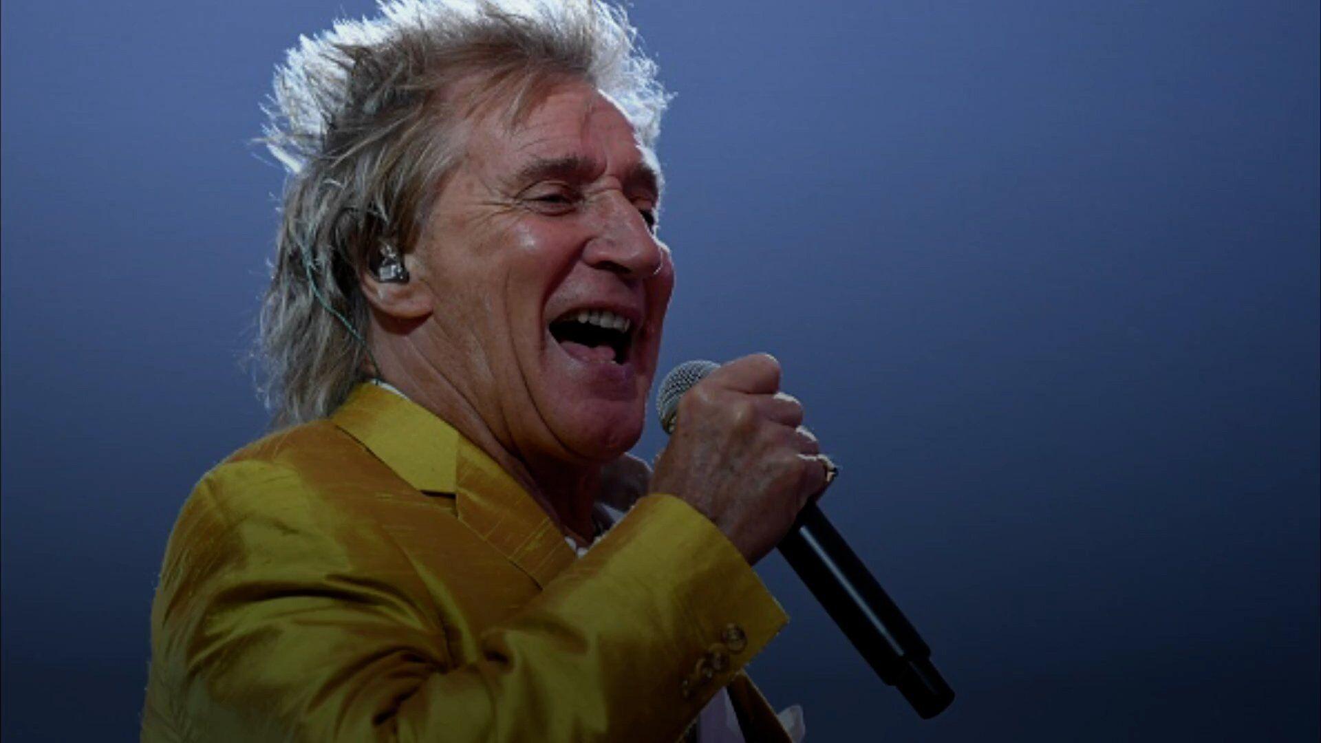 Rod Stewart Says He 'Turned Down' $1 Million to Perform in Qatar