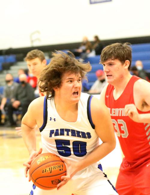 Hershey boys, girls keep winning streaks going in wins over Valentine
