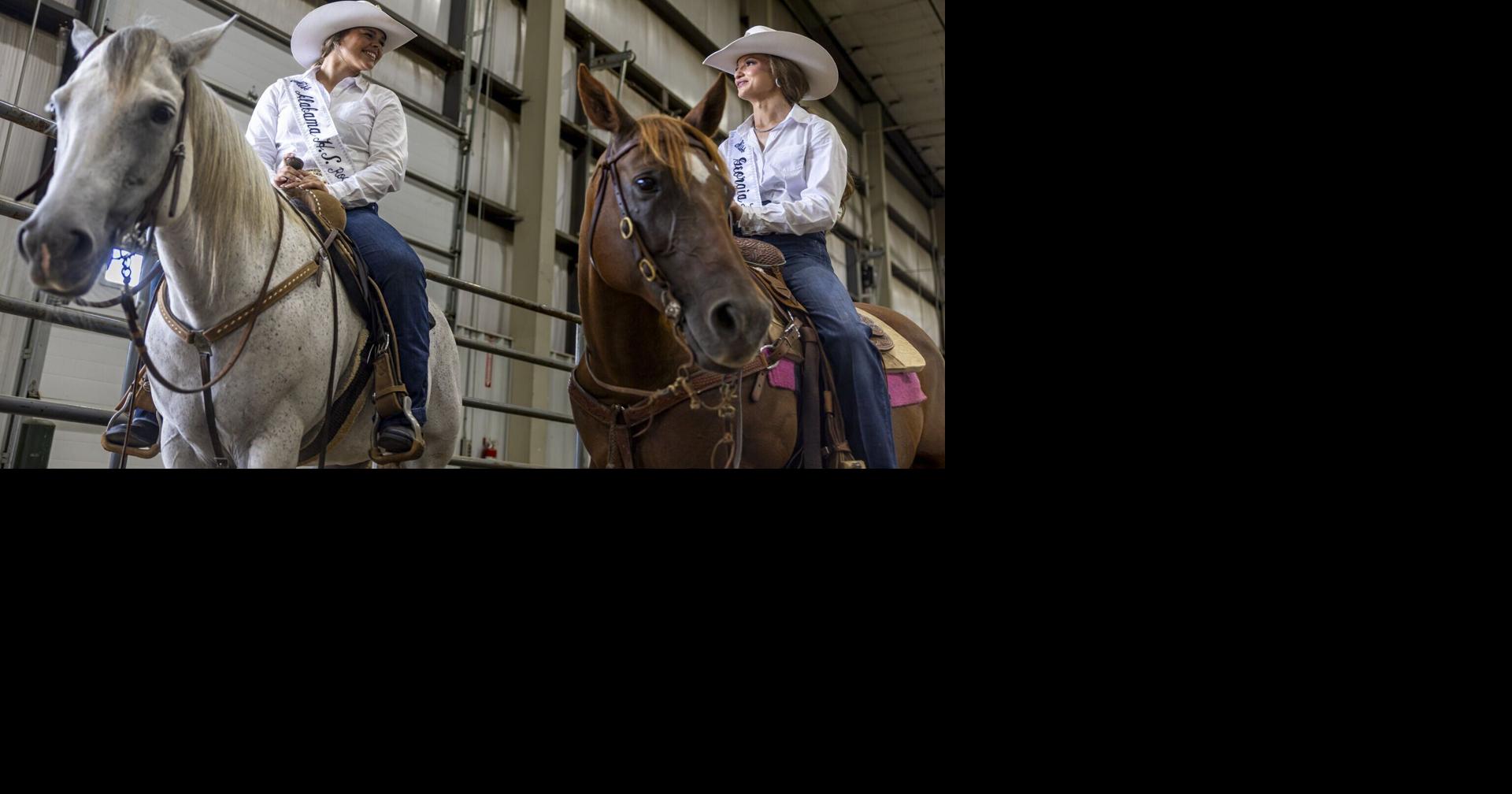 Back in the saddle: World's largest rodeo returns to Lincoln