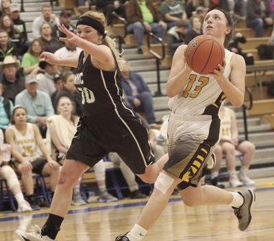 Mullen Defeats Maywood Hayes Center 44 39 Securing Spot In State