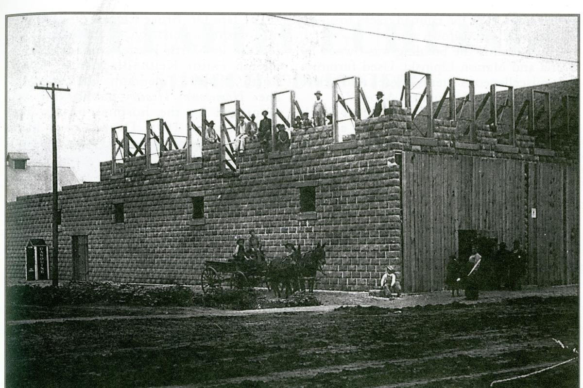 How did life look in North Platte during other outbreaks?