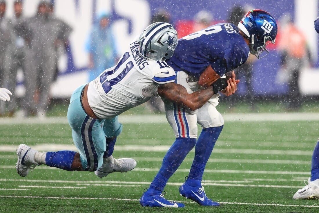 Cowboys score early on defense and special teams, embarrass Giants