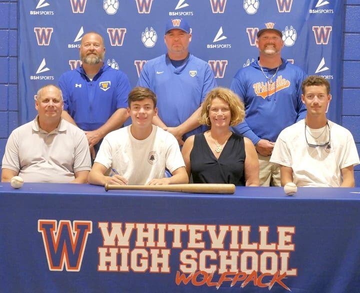 Whiteville baseball players to continue careers in college Sports