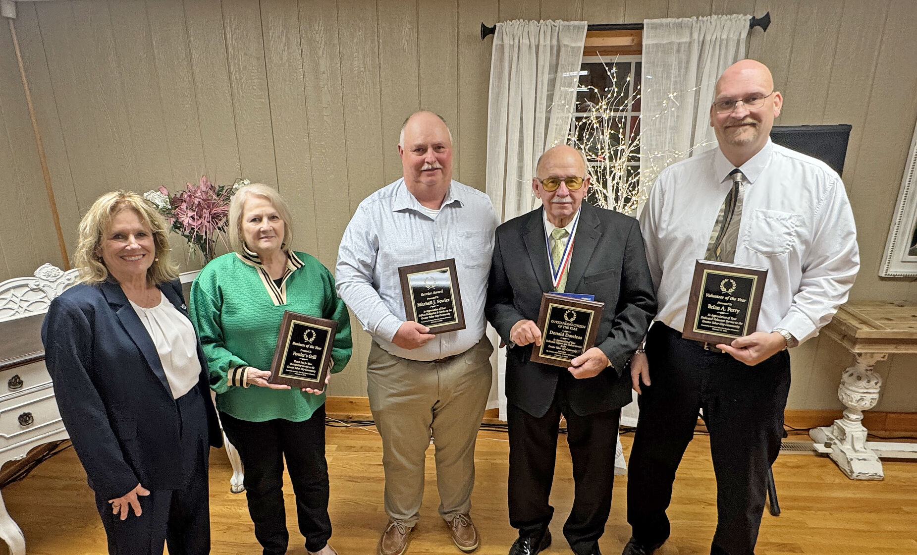 Chamber honors community leaders at 80th annual banquet | Business ...