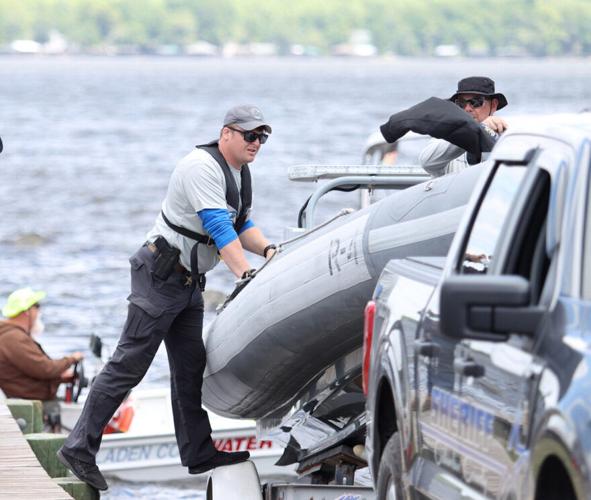 Searchers find body of missing boater at Lake Waccamaw News