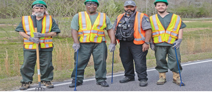Inmates clean up roadsides, shorten misdemeanor sentences | News ...