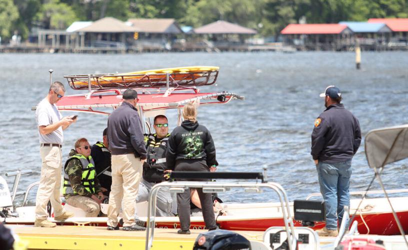 Searchers find body of missing boater at Lake Waccamaw News