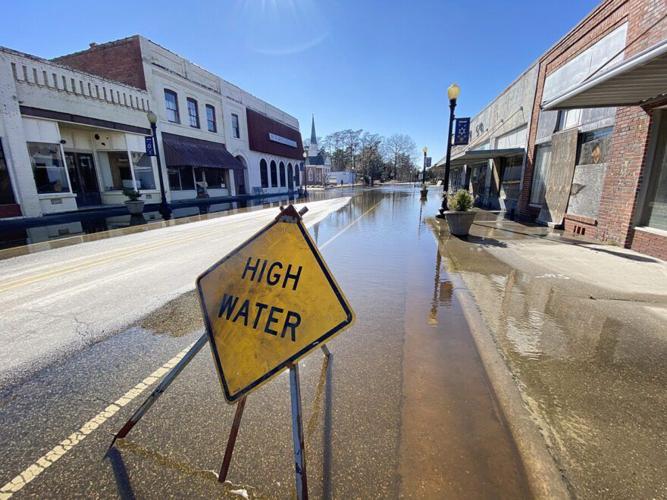 Flooding closes U.S. 76 in downtown Fair Bluff News
