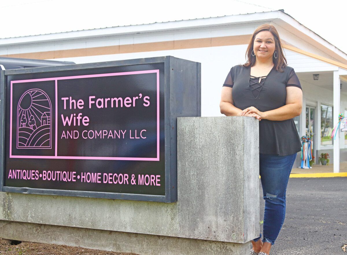 New mall style antique shop opens in Whiteville Business