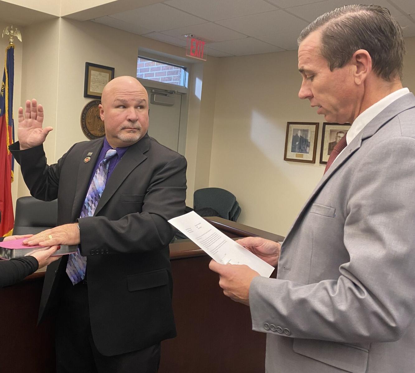 Clewis, Jordan take seats on Chadbourn council; Faulk named mayor pro