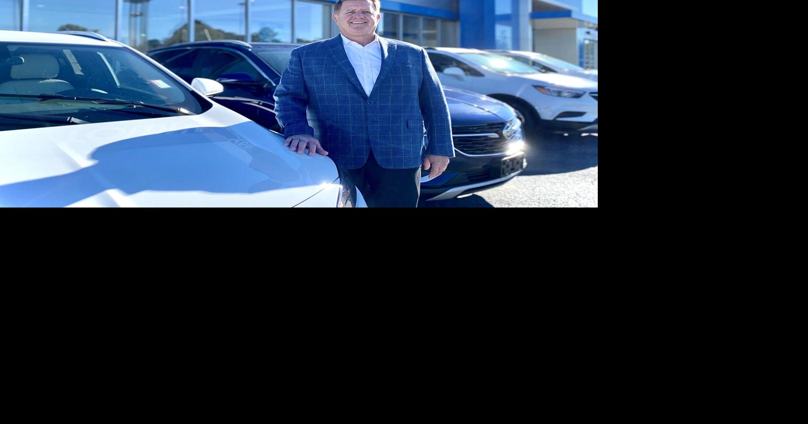 ‘We’re in the people business’ Whiteville car dealership gets new