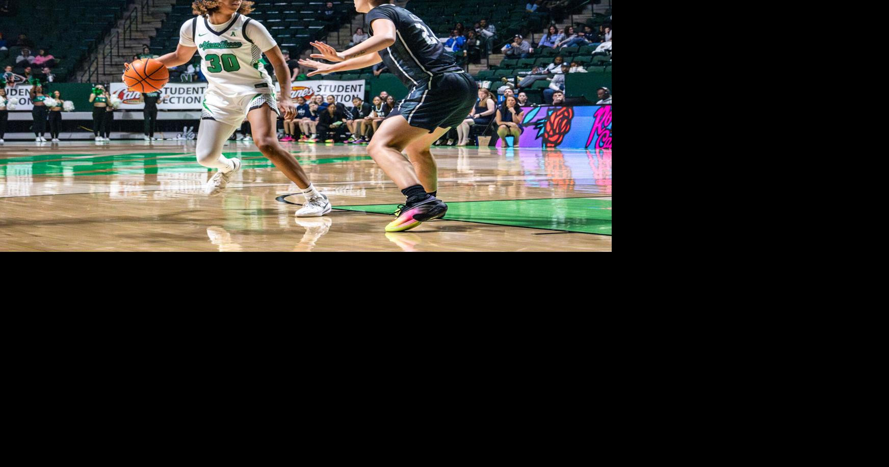 Sophomore guard Chania Price flourishes as one of three returners for North Texas women's basketball