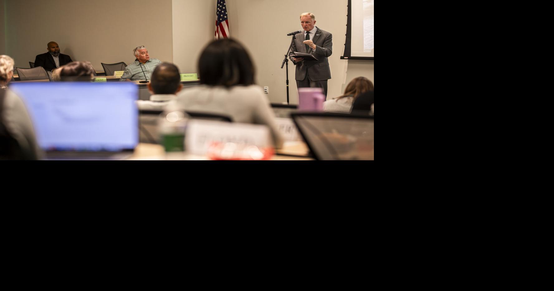 Faculty Senate discusses updated Texas Penal Code and university’s new strategic plan