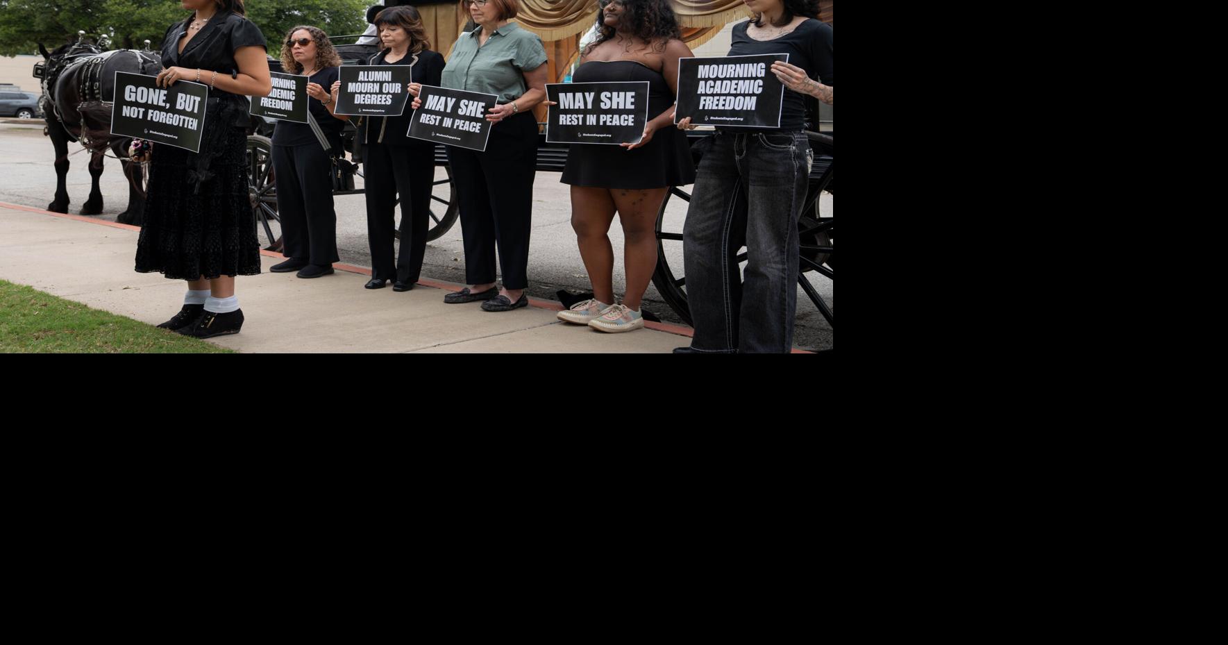 Students and faculty ‘mourn’ academic freedom during Board of Regents meeting