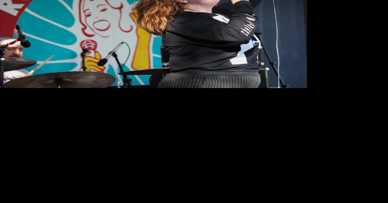 Rubber Gloves Studio Plus Fest for 3rd year Arts & Life