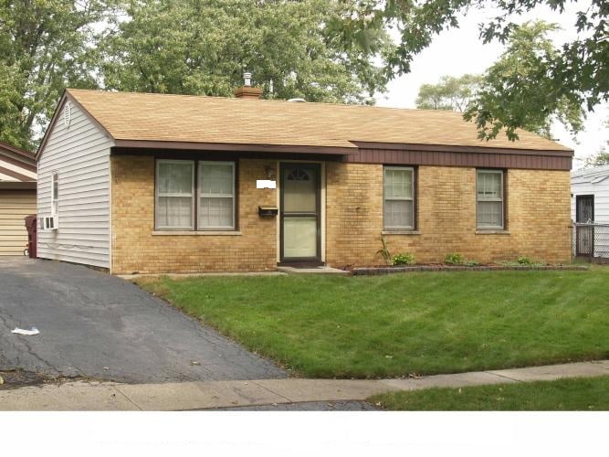 Sauk Village 3 Bedroom 1 Bath 2 Car Garage Section 8 Ok