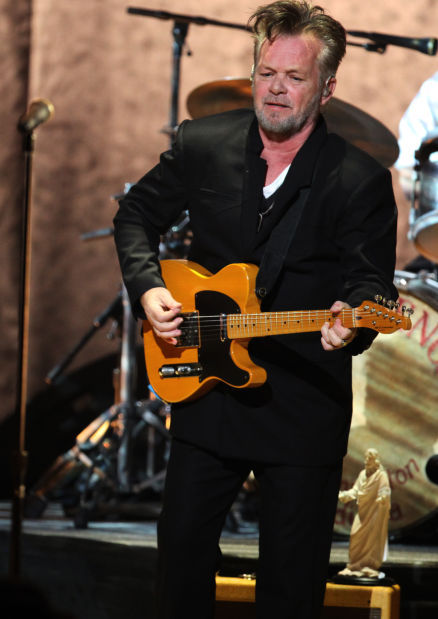 Rock legend Mellencamp 'Plain Spoken' tour hits legendary Chicago ...