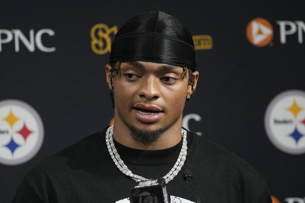 Justin Fields likely to be benched by Steelers
