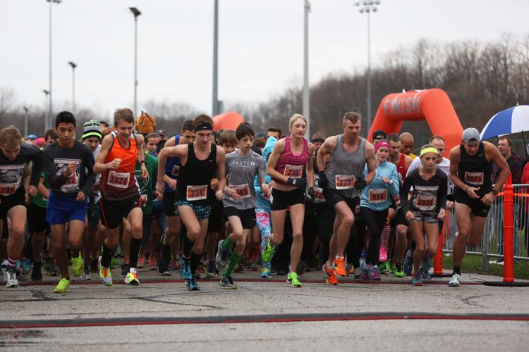 Valpo’s Turkey Trot attracts record number