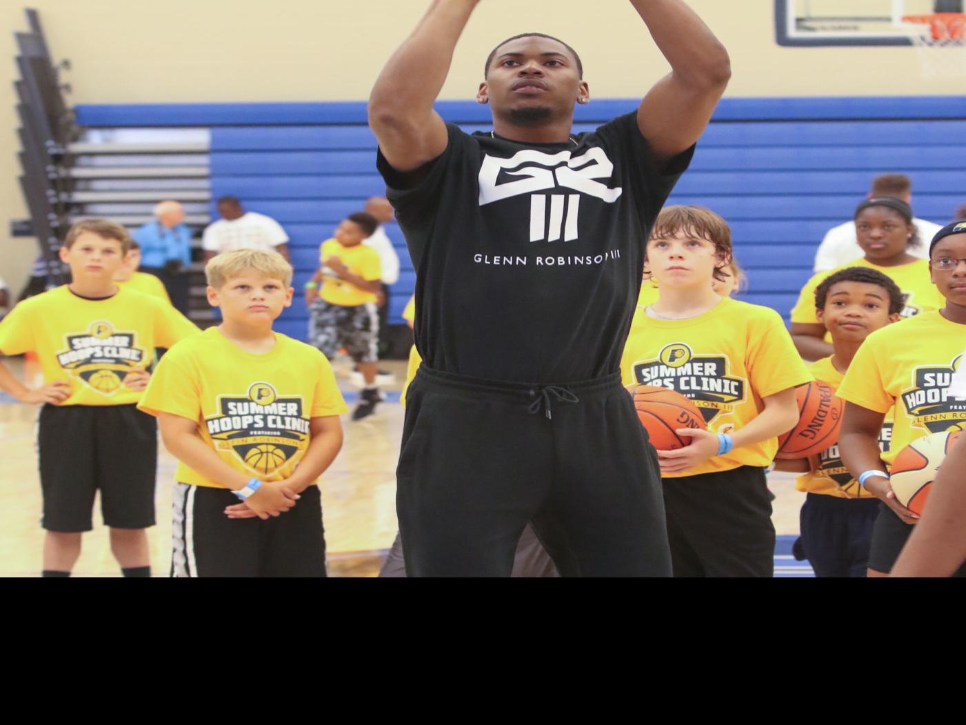 Basketball Glenn Robinson Iii Hosting Free Youth Camp Saturday At
