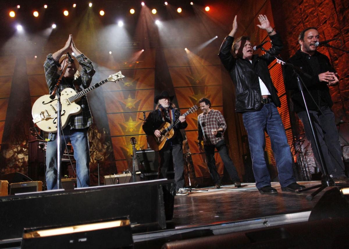 Farm Aid focuses on family farms, returns to Chicago Saturday