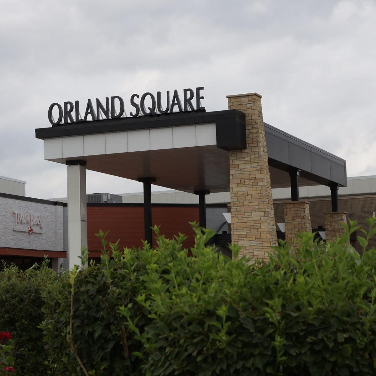 Despite Pandemic Pause Orland Park Advances With A Mall A Campus And A Plan Southland Nwitimes Com Things To Do In Orland Park For Christmas 2021