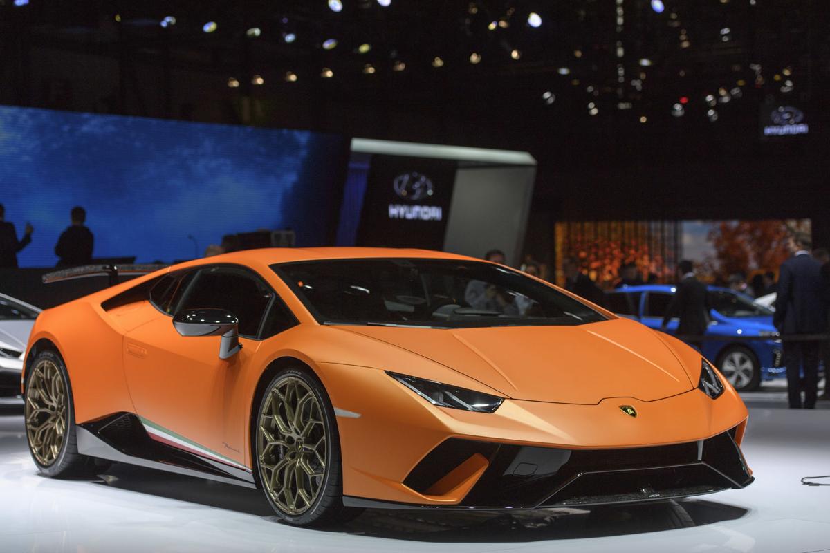 Suvs High End Sports Cars Provide The Roar At Geneva Show Cars Nwitimes Com