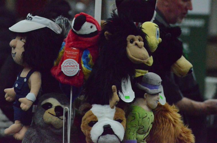 Tinley Golf Expo brings a touch of spring to convention center