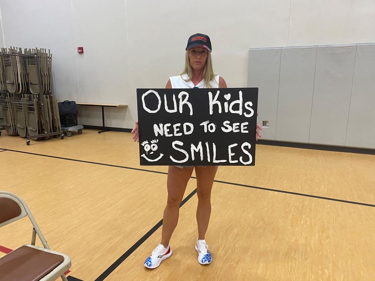 Valparaiso parent wants choice about masks in school