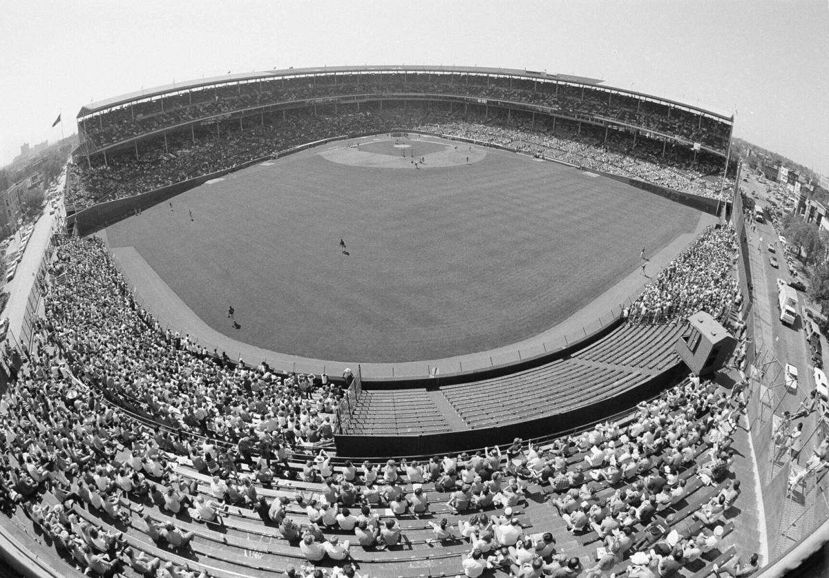 Cubs Unveil Wrigley Field Plans, Hinting at Picking Up Tab - The New York  Times