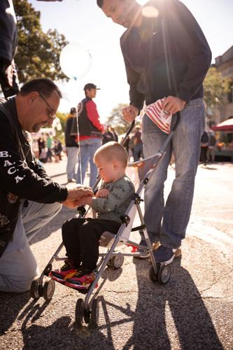 Fest's centerpiece parade puts popcorn, community in motion