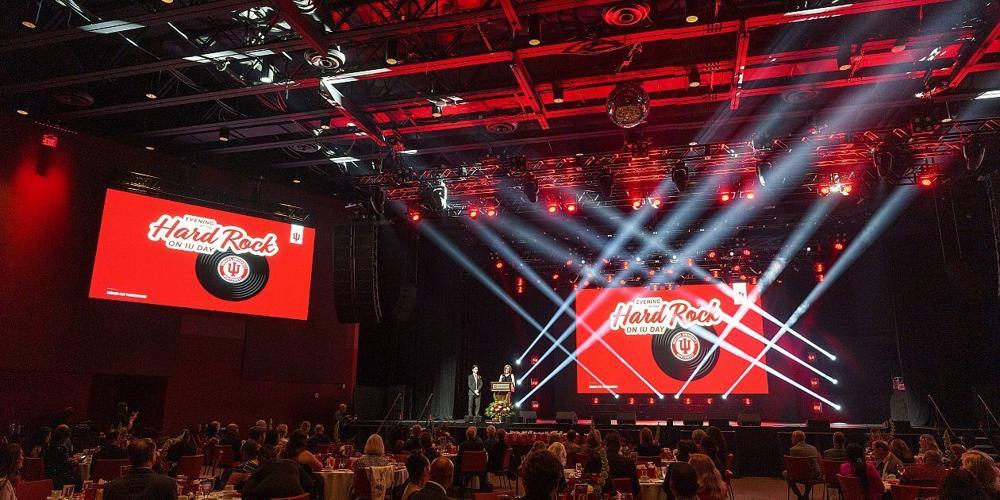IU Northwest annual gala celebrates student success, raises scholarship funds