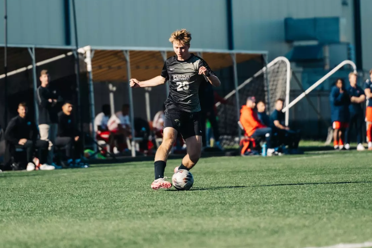 Men's Soccer battles to tie at Quincy