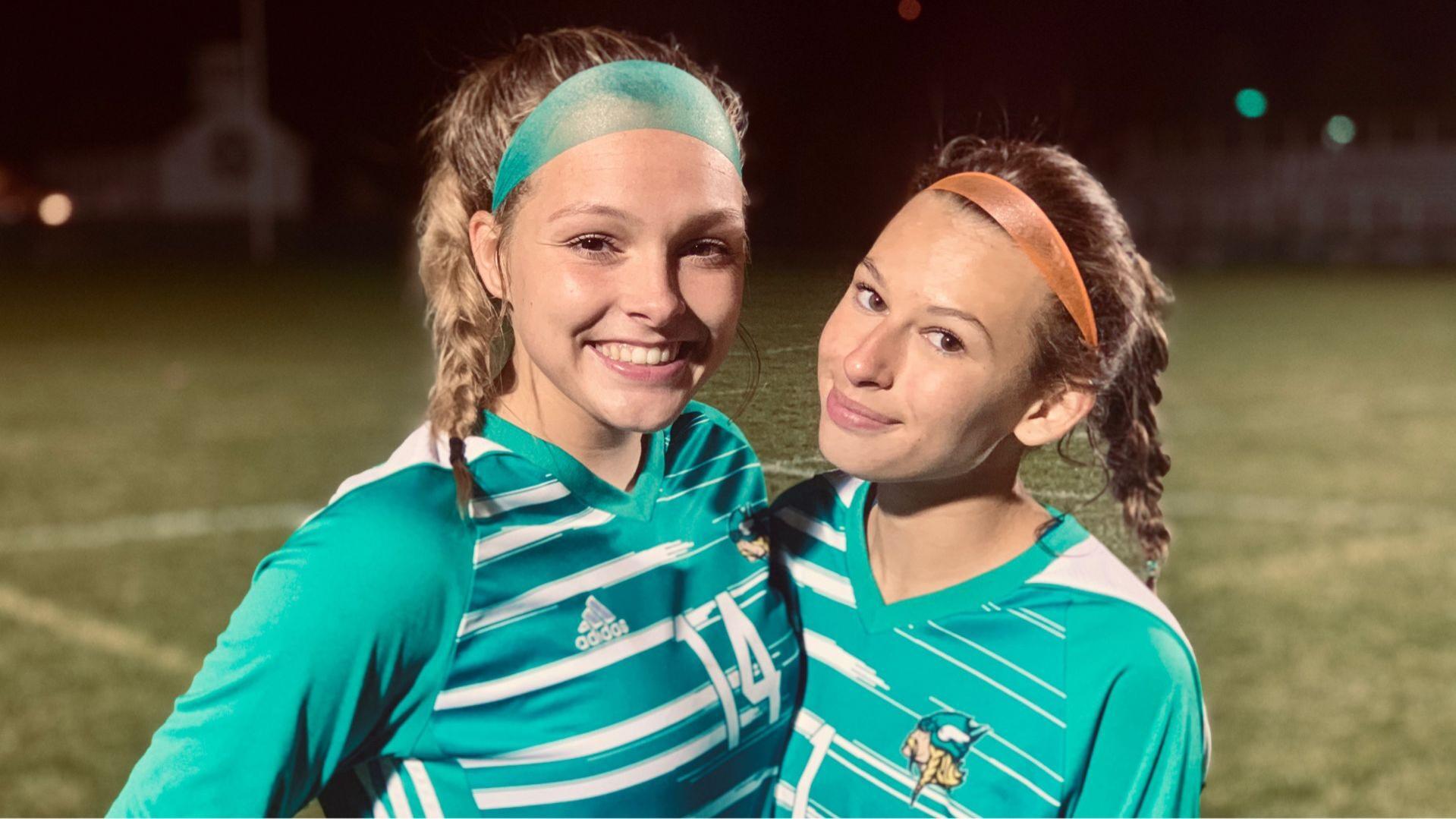 Ava Jamie Kayla Green Help Valparaiso Cap Off Undefeated Regular Season Sports Nwitimes Com