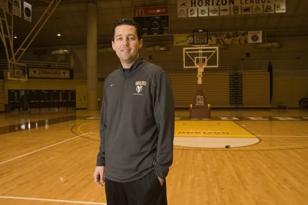 valpo head basketball coach