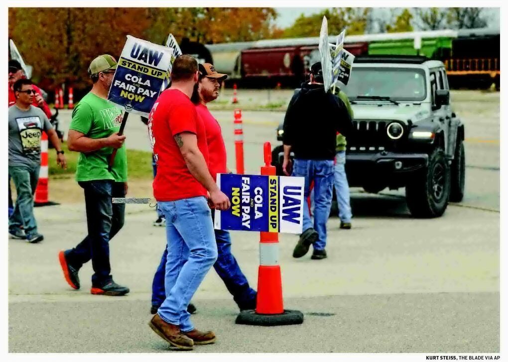 Autoworkers Reach A Deal With Ford