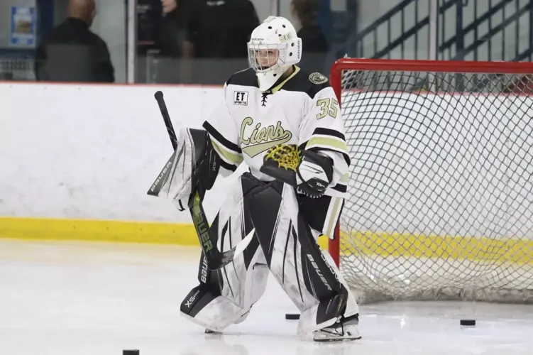 D1 Women's Hockey drops road contest at Penn State